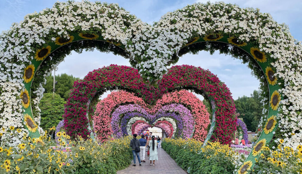 dubai miracle garden